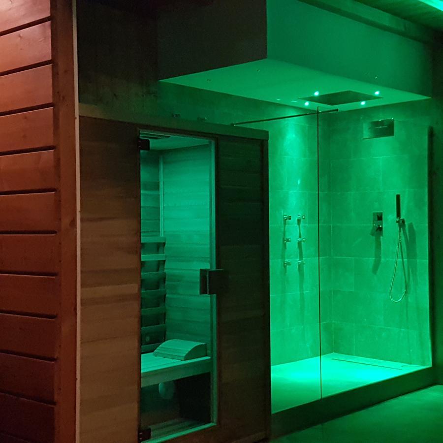 Villa Edda Heated Pool Галатина Екстериор снимка