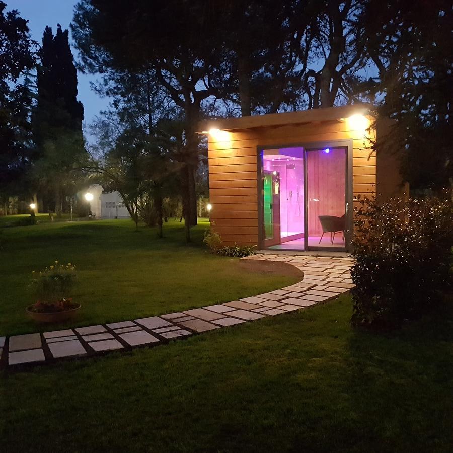 Villa Edda Heated Pool Галатина Екстериор снимка