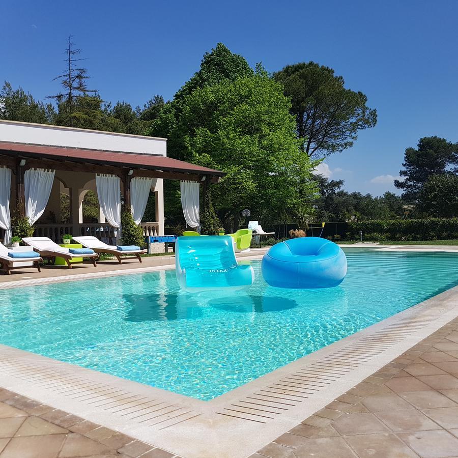 Villa Edda Heated Pool Галатина Екстериор снимка