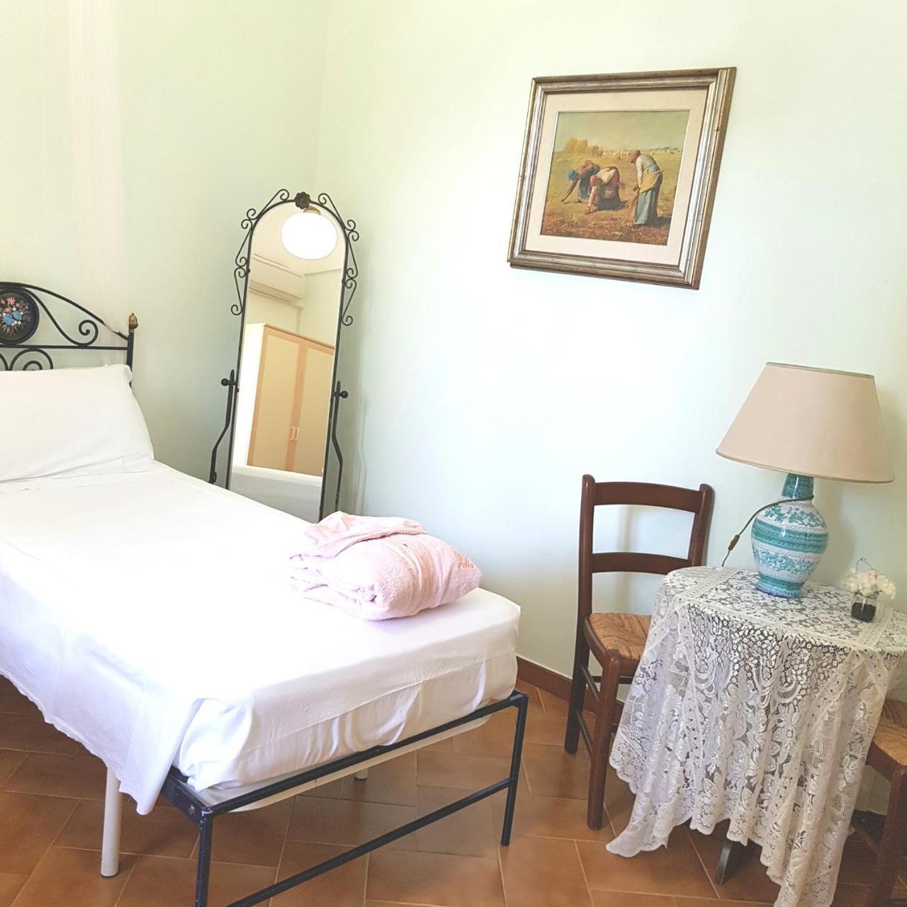 Villa Edda Heated Pool Галатина Стая снимка