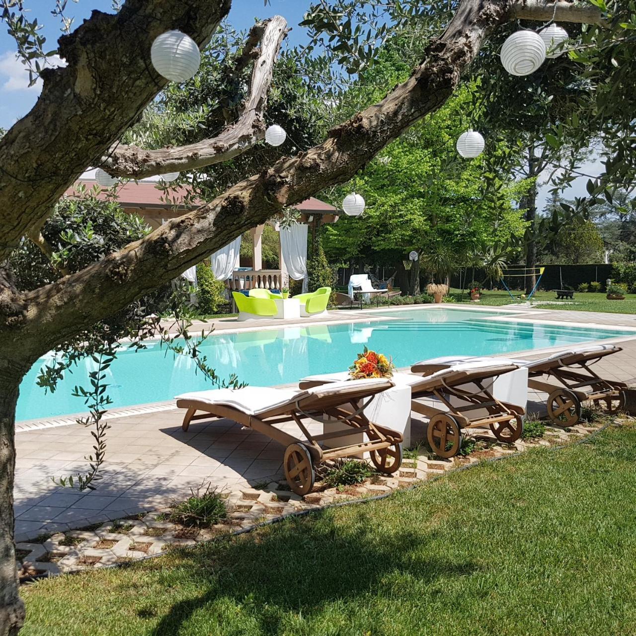 Villa Edda Heated Pool Галатина Екстериор снимка