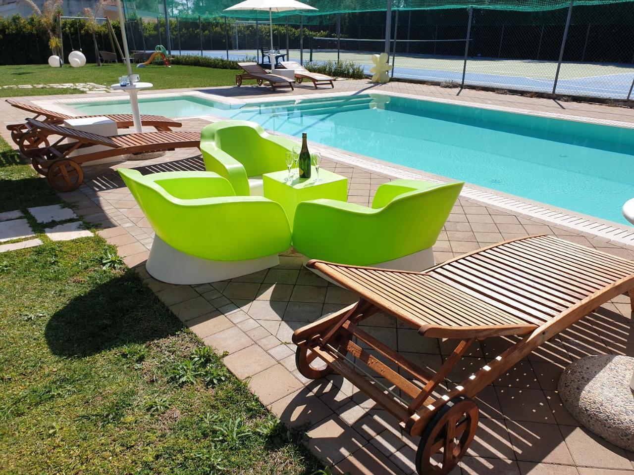 Villa Edda Heated Pool Галатина Екстериор снимка